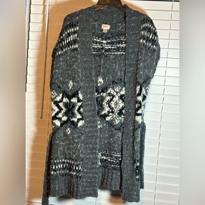 Woman’s plus size cardigan